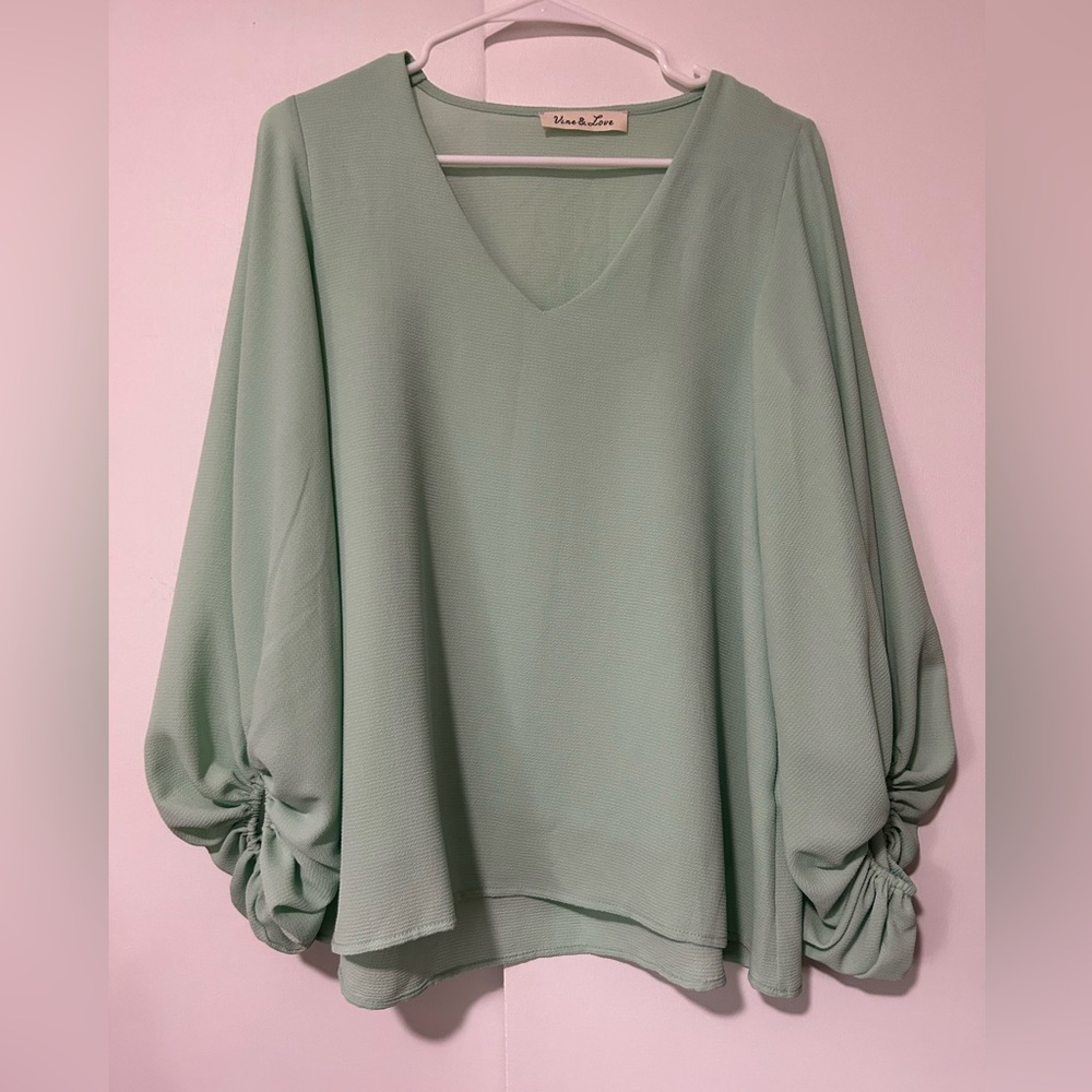 Mint blouse Pink Lily